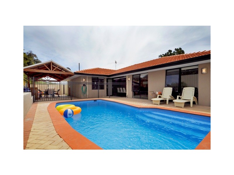 4 Gerda Court, Greenwood WA 6024