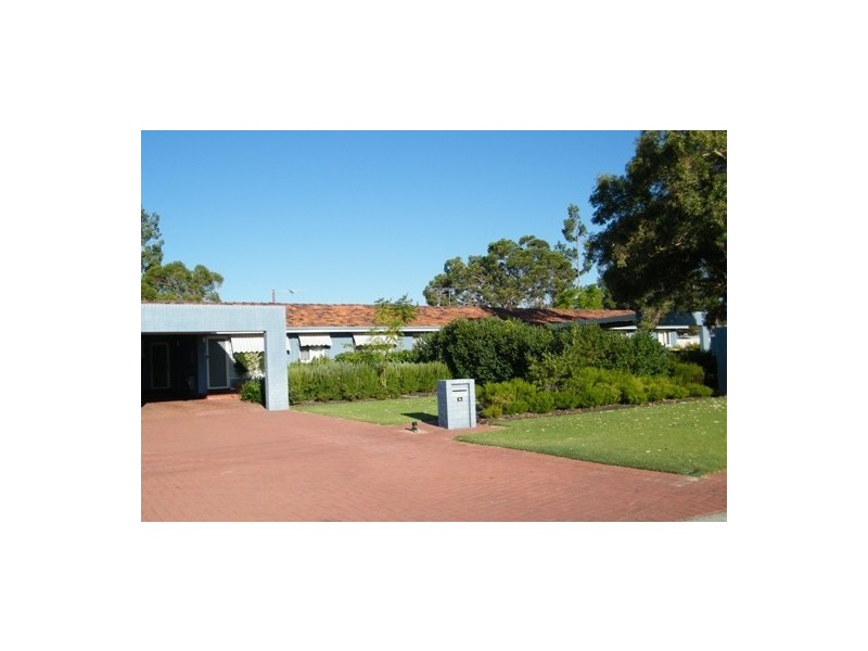 24B Connell Way, Girrawheen WA 6064