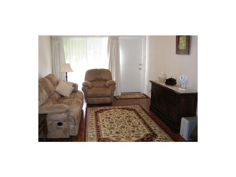 24B Connell Way, Girrawheen WA 6064