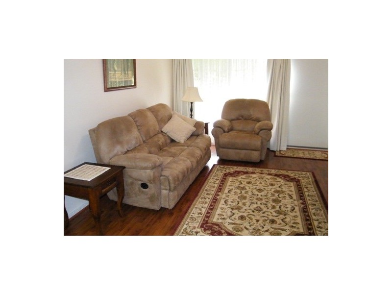 24B Connell Way, Girrawheen WA 6064