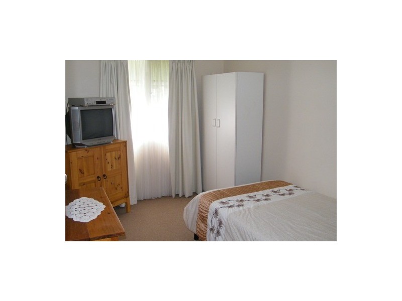 24B Connell Way, Girrawheen WA 6064