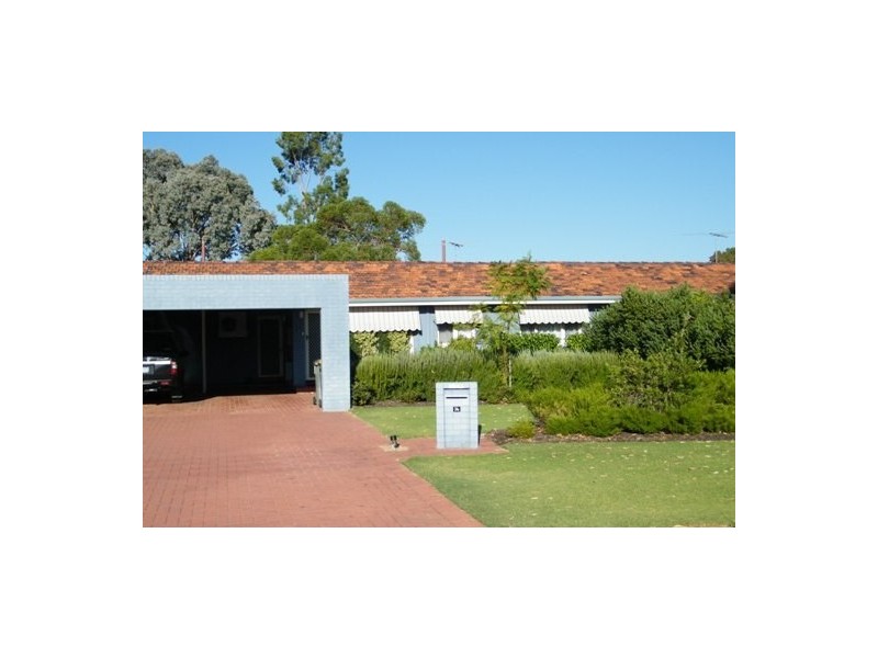 24B Connell Way, Girrawheen WA 6064