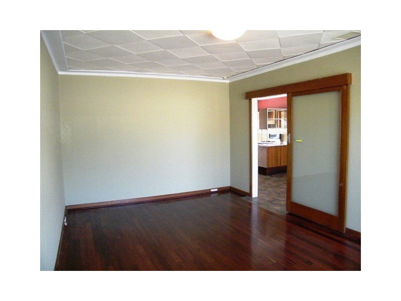 249B Amelia Street, Westminster WA 6061