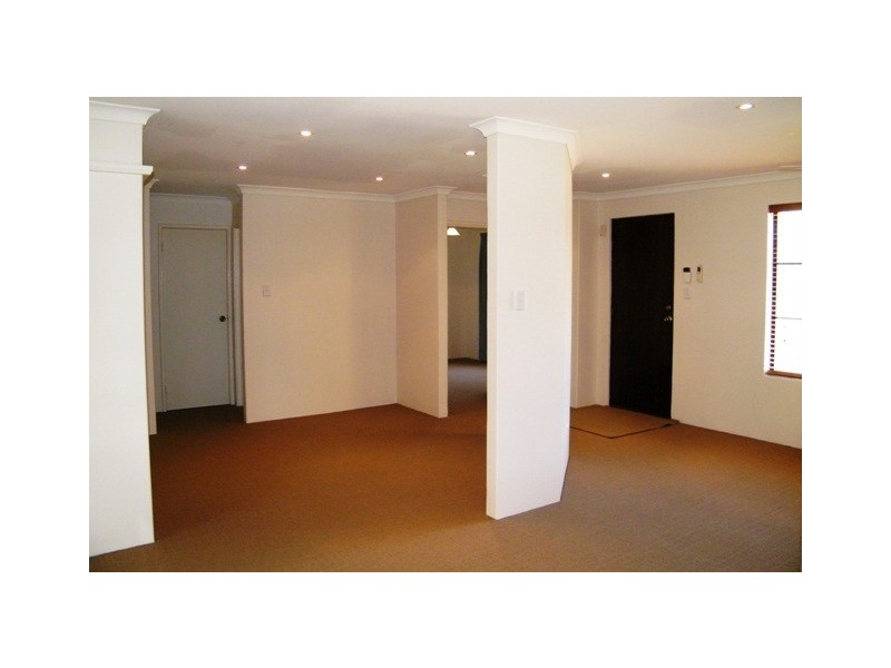 51 Hillcrest Road, Alexander Heights WA 6064