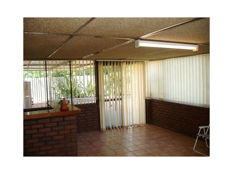 128 Arkana Road, Westminster WA 6061