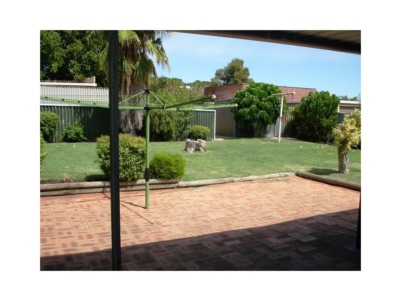 128 Arkana Road, Westminster WA 6061