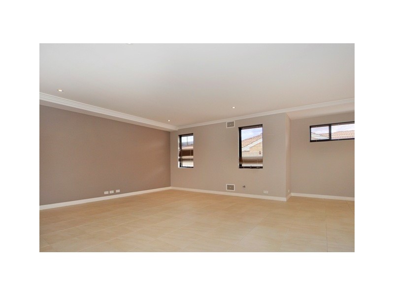 79A  Waterloo Street, Joondanna WA 6060