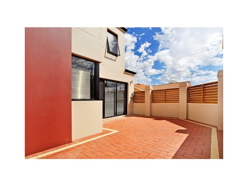 79A  Waterloo Street, Joondanna WA 6060