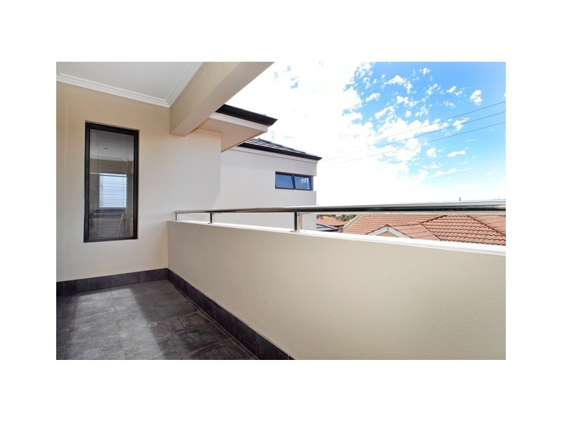 79D Waterloo Street, Joondanna WA 6060