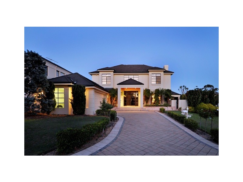 27 Ash Grove, Duncraig WA 6023