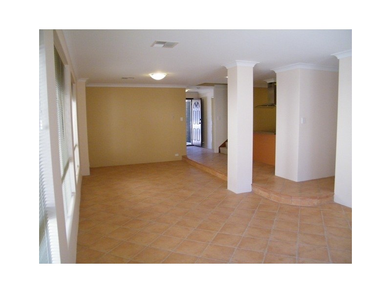 13 Burns Street, Cloverdale WA 6105