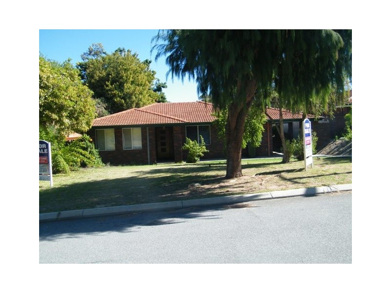 5 Eccles Place, Hamersley WA 6022