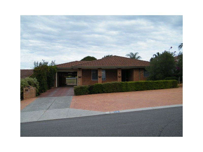 16 Inveraray Crescent, Hamersley WA 6022