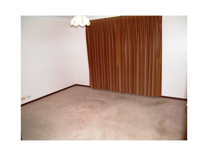 16 Inveraray Crescent, Hamersley WA 6022