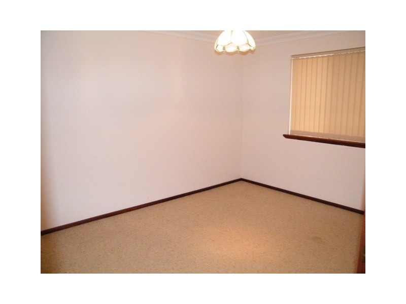 16 Inveraray Crescent, Hamersley WA 6022