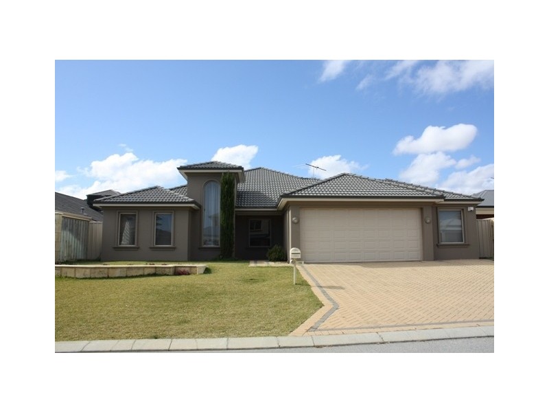 15 Manta Pass, Mindarie WA 6030