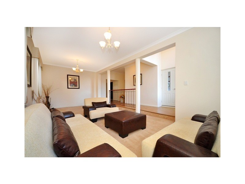 15 Manta Pass, Mindarie WA 6030