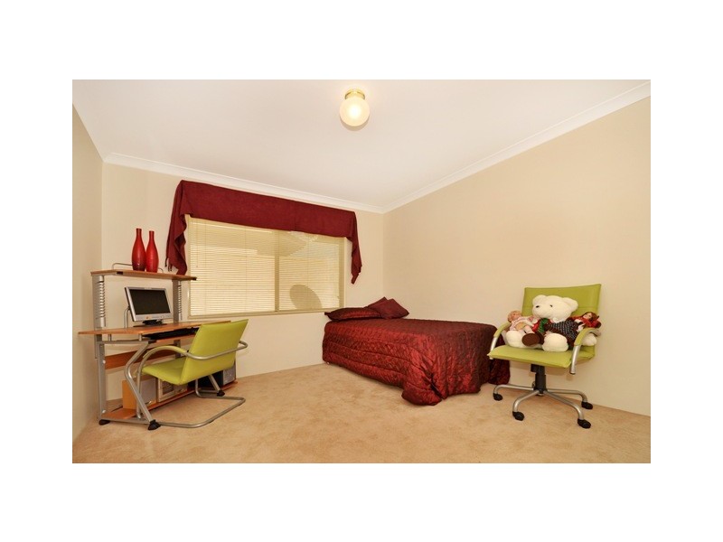 15 Manta Pass, Mindarie WA 6030