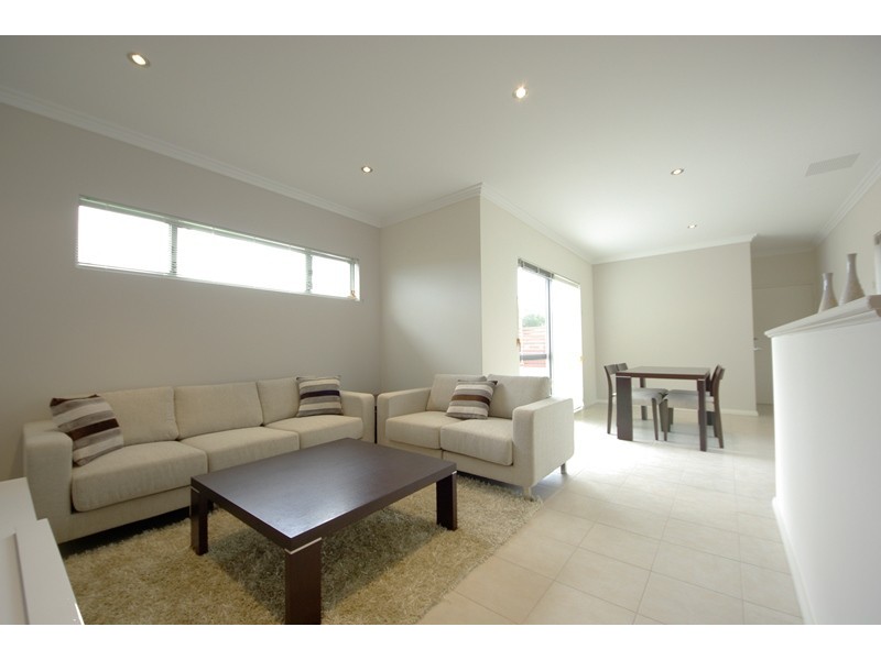 41  Findon Crescent, Westminster WA 6061