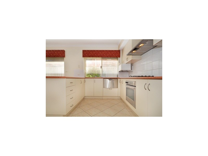 18 Lively Circle, Mirrabooka WA 6061