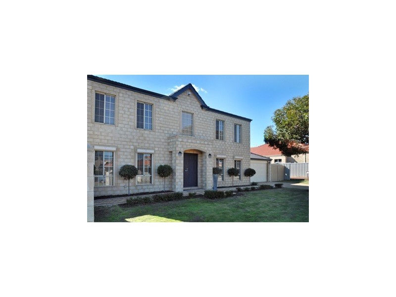 18 Lively Circle, Mirrabooka WA 6061