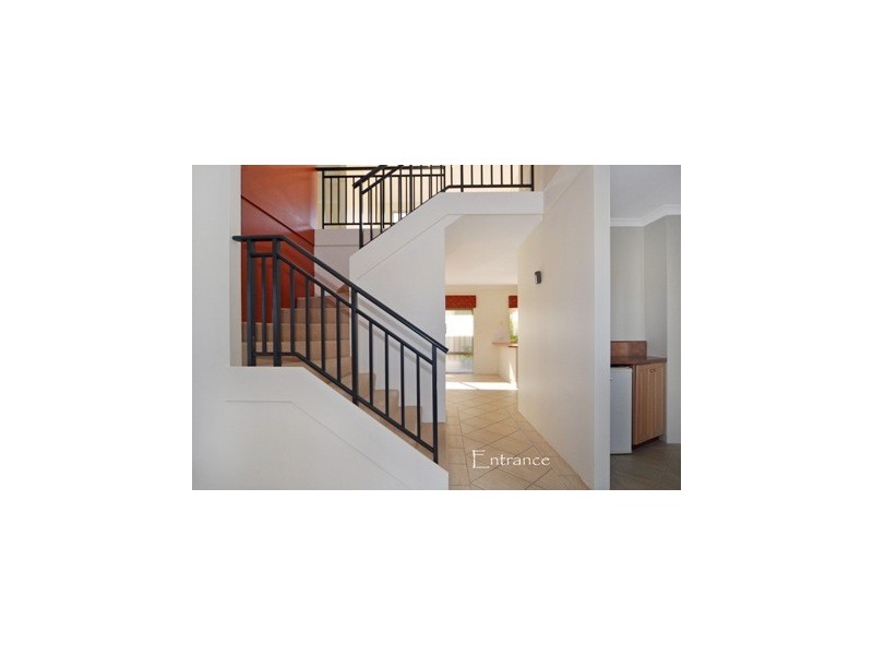 18 Lively Circle, Mirrabooka WA 6061