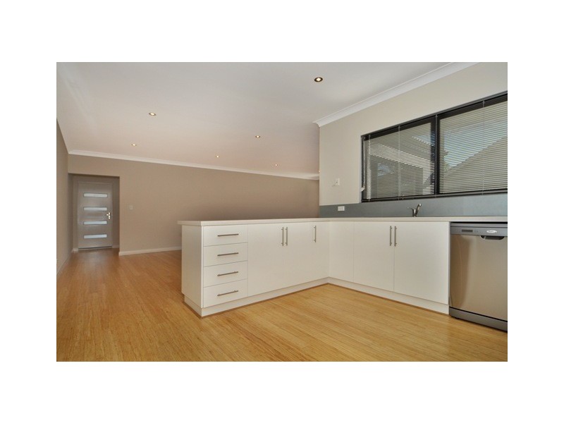 380 A Lennard Street, Dianella WA 6059