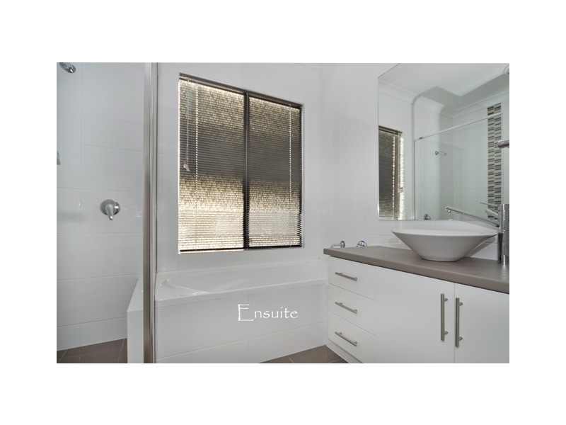 380 A Lennard Street, Dianella WA 6059