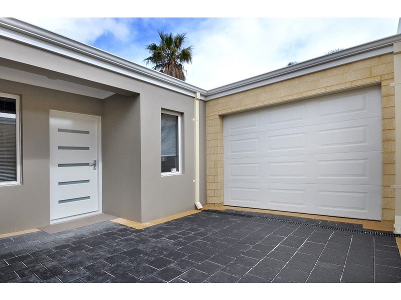 12C Findon Crescent, Westminster WA 6061