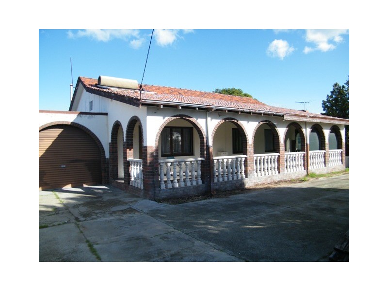 16 Hemsey Street, Balga WA 6061