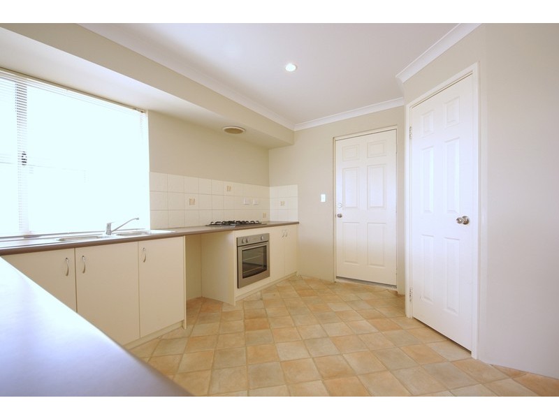 10 Jonquil Loop, Seville Grove WA 6112