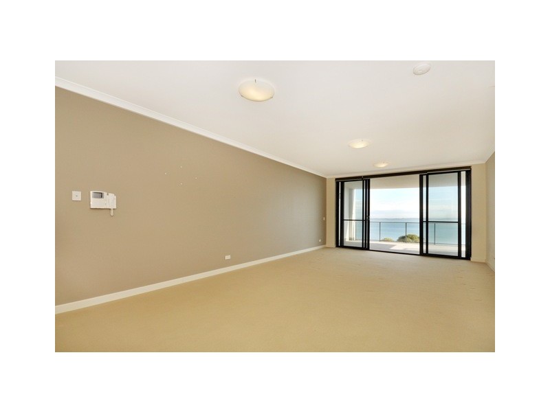 52/17 Rockingham Beach Road, Rockingham WA 6168