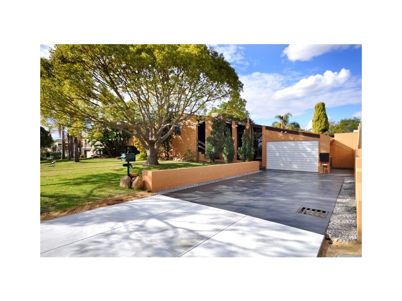 8 Buckle Street, Balcatta WA 6021