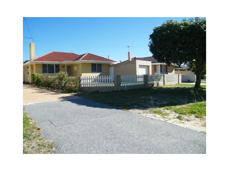 132 Balga Avenue, Balga WA 6061