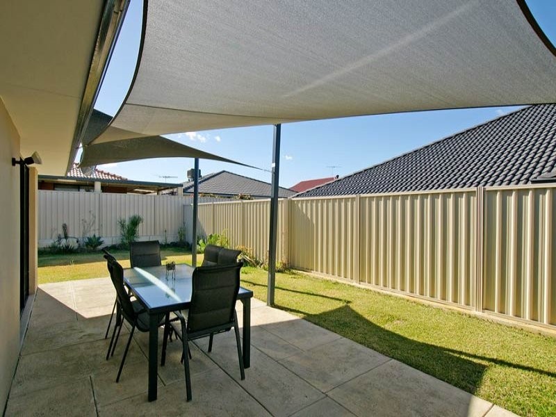 41 Russell Street, Madeley WA 6065