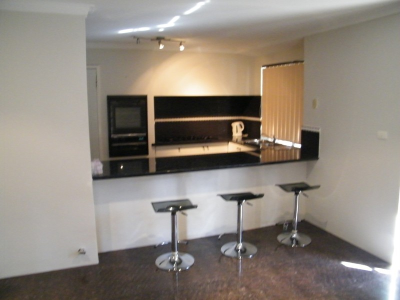 3 Waterloo Court, Alexander Heights WA 6064