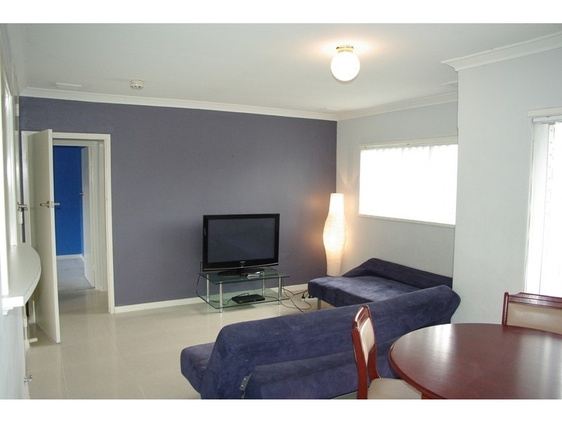 6/6  Shipley Place, Westminster WA 6061