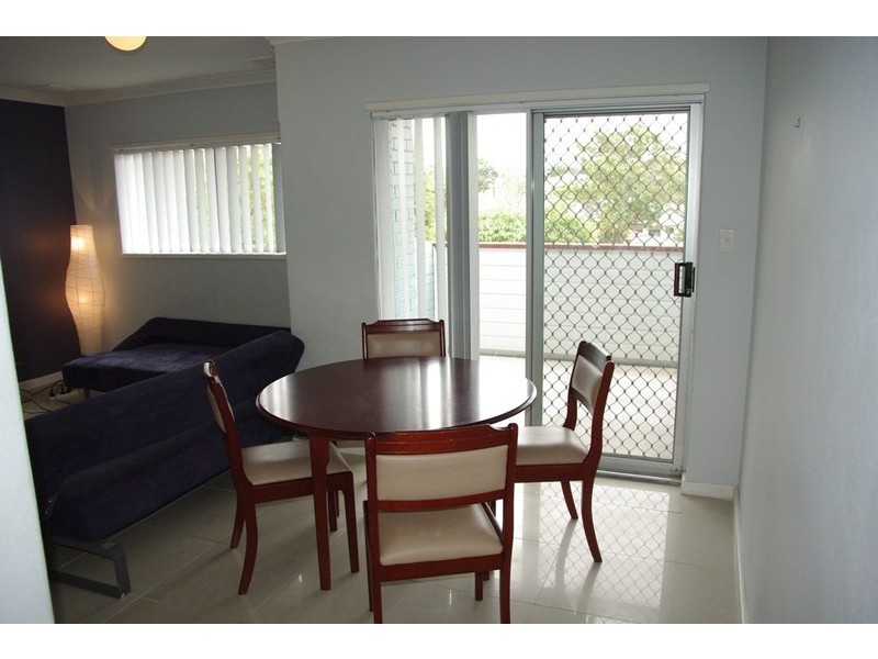 6/6  Shipley Place, Westminster WA 6061