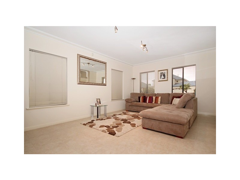 49  Elyard Crescent, Stirling WA 6021