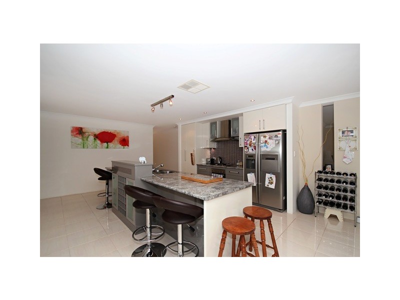 2 Ingham Street, Aveley WA 6069