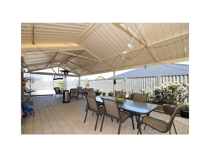2 Ingham Street, Aveley WA 6069