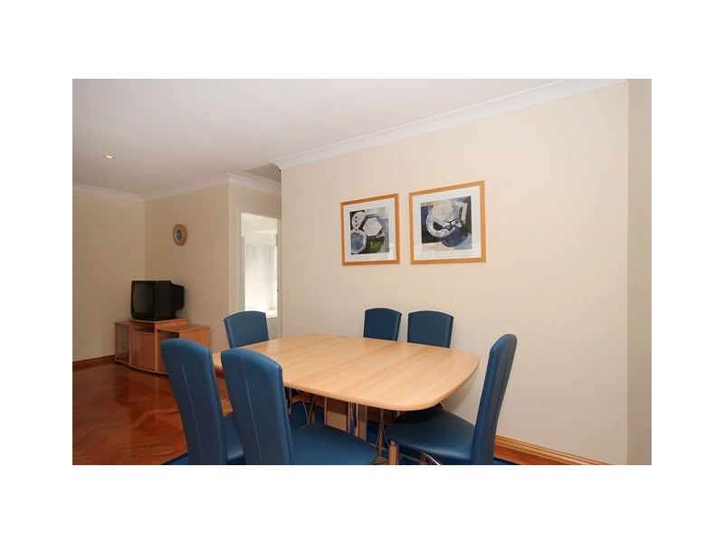 8 Raasay Place, Warwick WA 6024