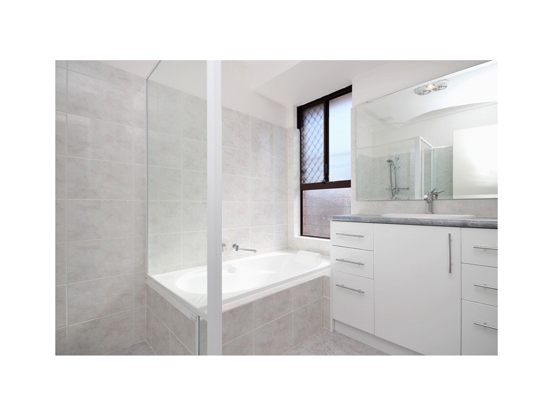 8 Raasay Place, Warwick WA 6024