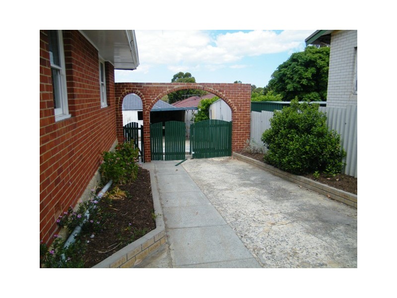 26 Blackdoune Way, Westminster WA 6061