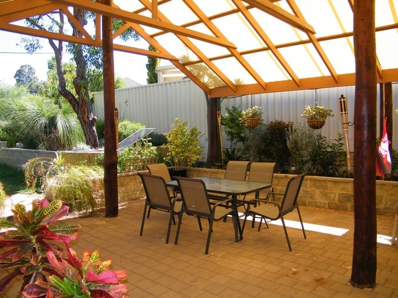 15 Corander Gardens, Carine WA 6020