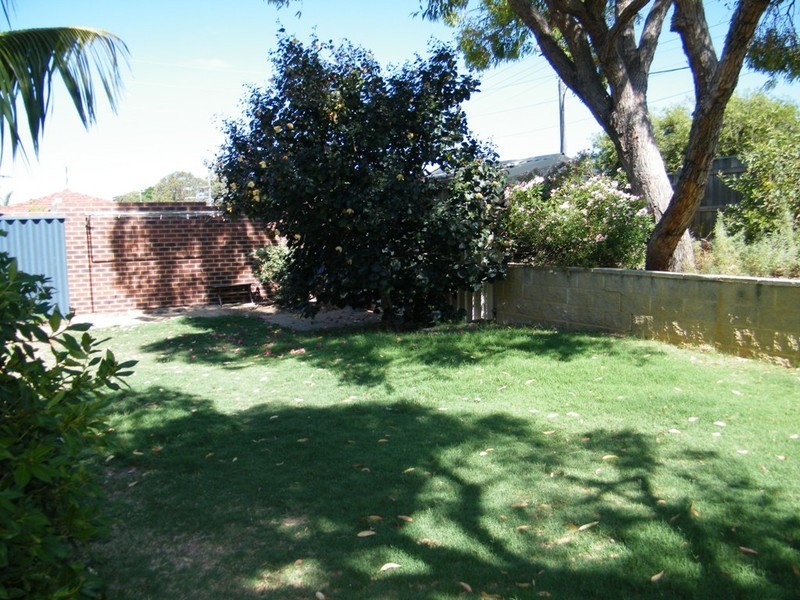 15 Corander Gardens, Carine WA 6020