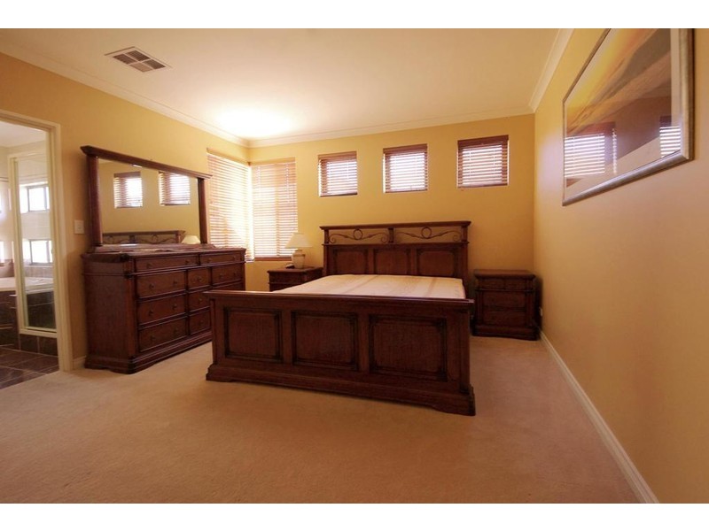 6 Dalkey Way, Darch WA 6065