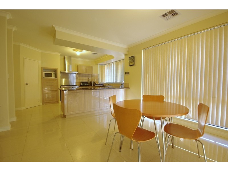 6 Dalkey Way, Darch WA 6065