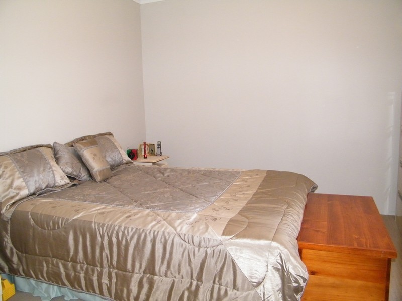 27 Trentham Road, Landsdale WA 6065