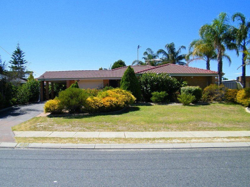 20 Le Grand Gardens, Marangaroo WA 6064